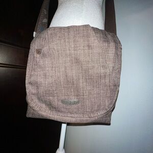Keen Brooklyn II Brown Crossbody Bag